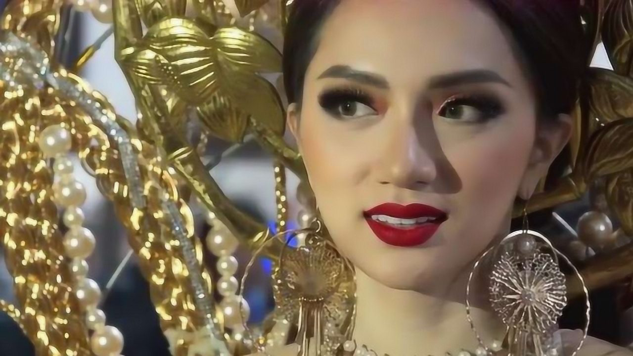 泰国最美人妖皇后扬名之后恢复男儿身为何突然遁入空门