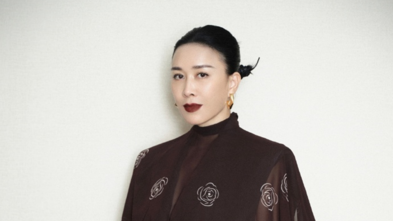 那英曾与宋丹丹在异国吵架,饭桌上互怼急眼,气到直接结账离开