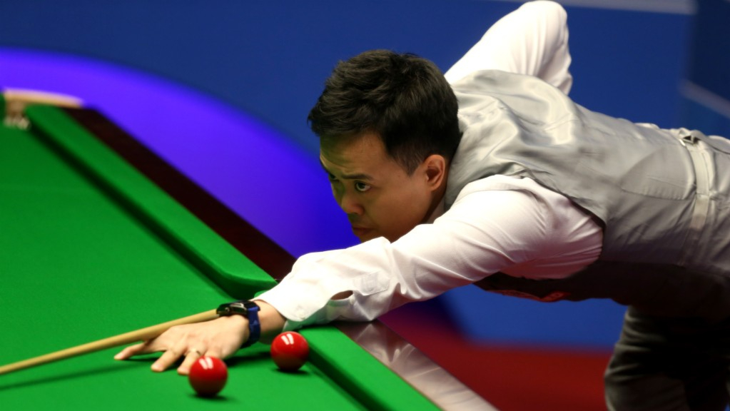 世锦赛中国军团4连胜!傅家俊大胜,20岁小将轰10-1,晋级第2轮