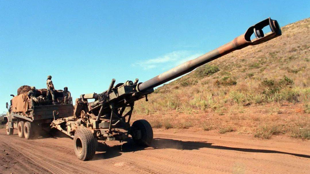 m119a3榴弹炮直接发弹,美版小钢炮,乌军当成心肝大宝贝