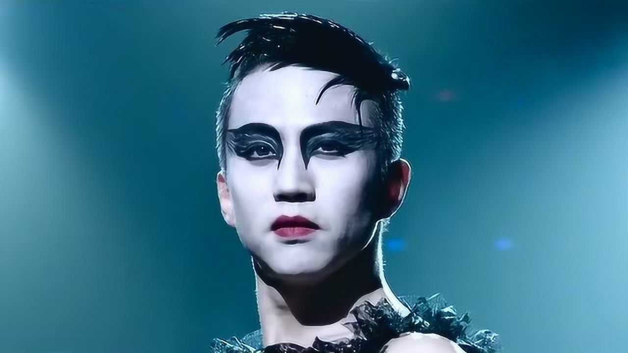 金星让九儿展示下,九儿一出场就把金星看呆了!邓超太妩媚了吧!