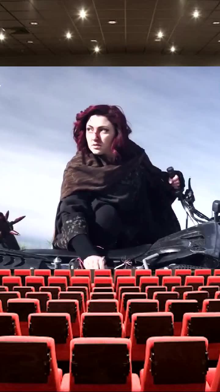 僵尸国度露西被强人绑架艾迪赶往营救