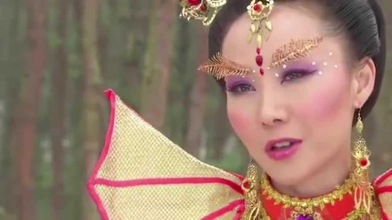 活佛济公:白雪被萧风纠缠,拿出道济送的扇子,对付妖怪!