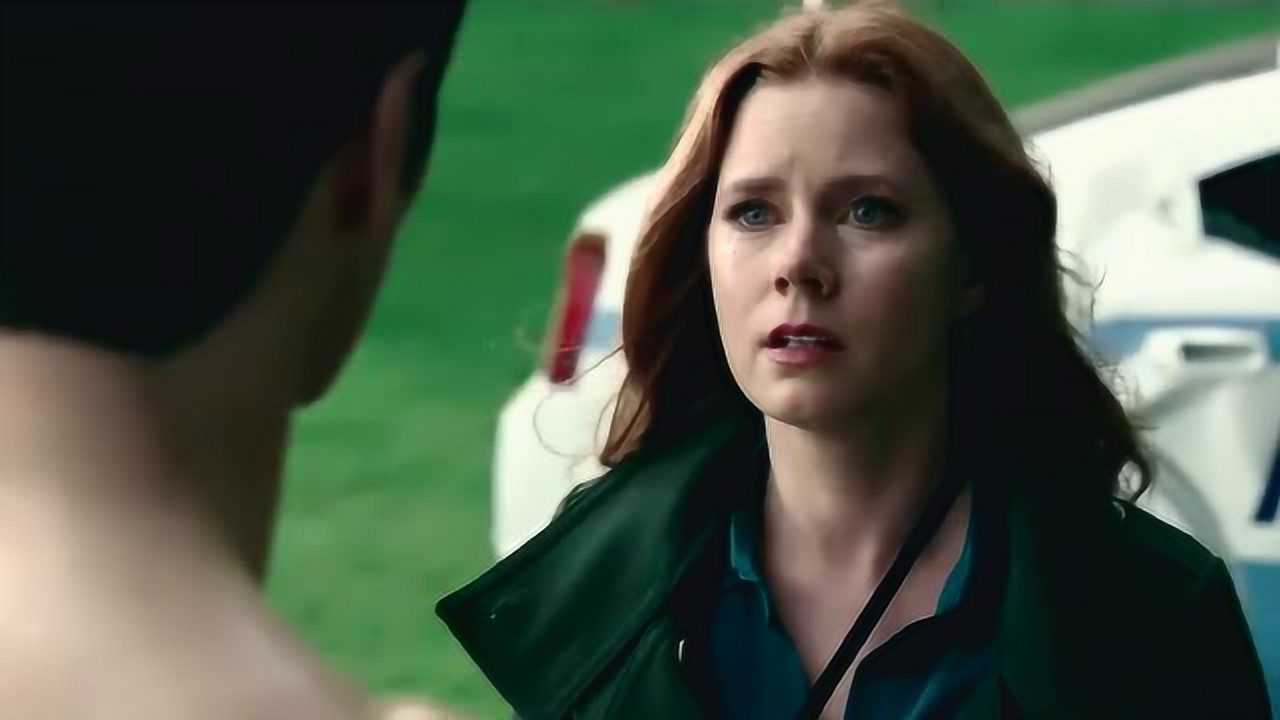 露易丝在危机时刻感化了黑化超人蝙蝠侠太无辜了非常精彩