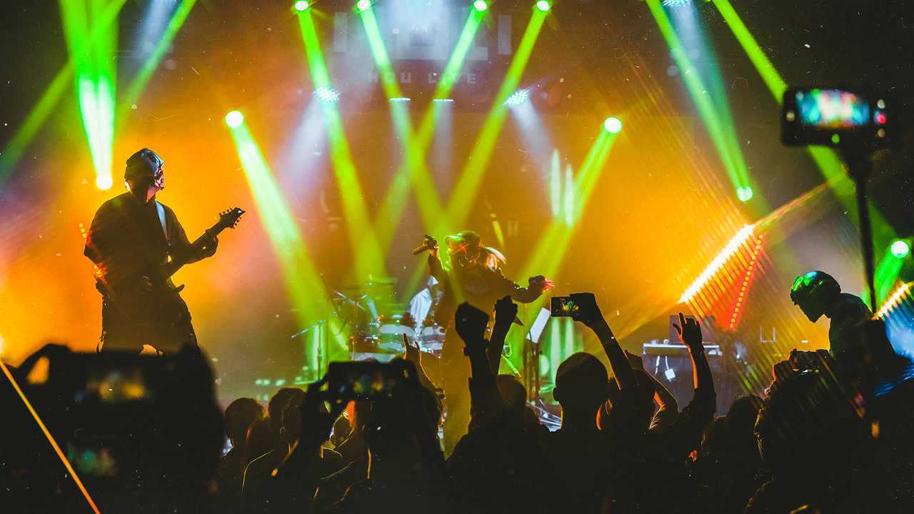 赛博金属说唱乐队minig迷你机《青春舞曲》现场版