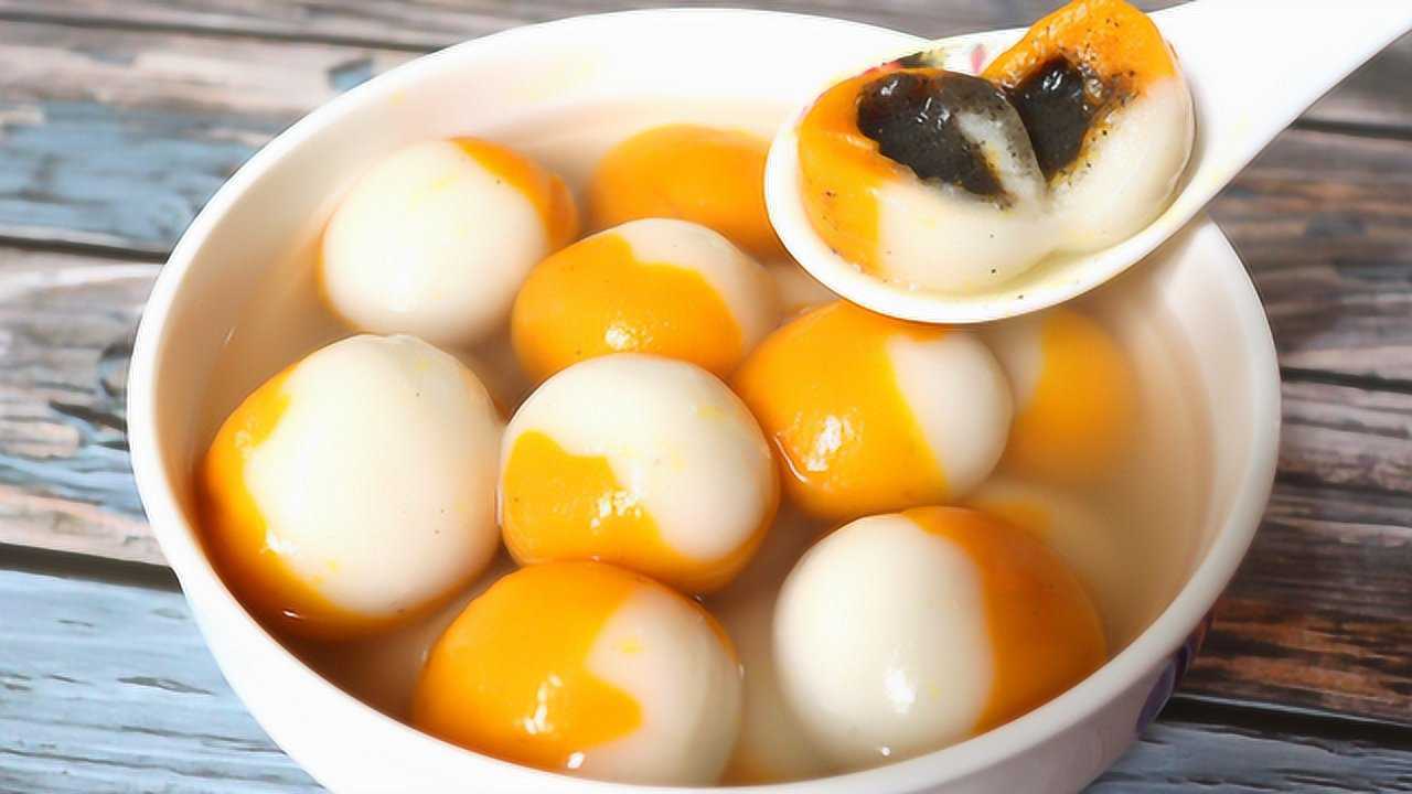 春节团年吃汤圆,热气腾腾的双色汤圆,好吃又好看,家人好喜欢