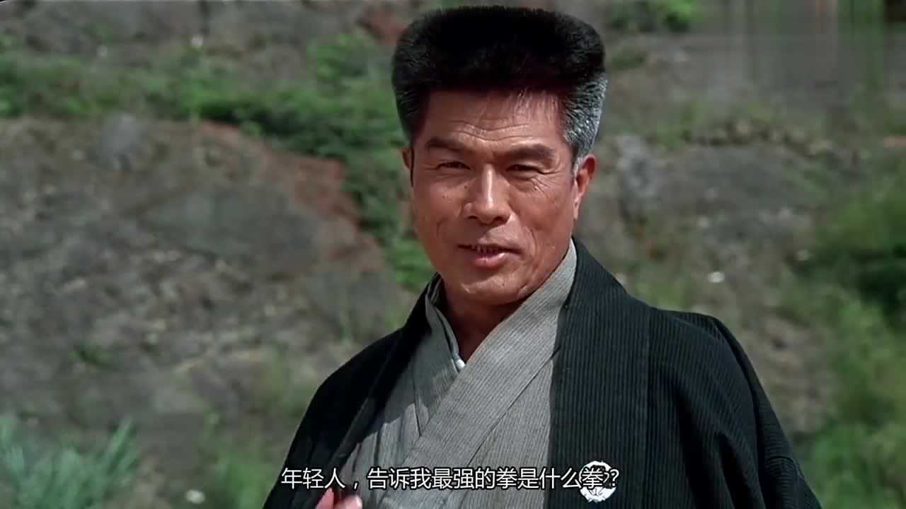 精武英雄:陈真和船越比武,陈真一拳打碎了石头,来了个下马威!