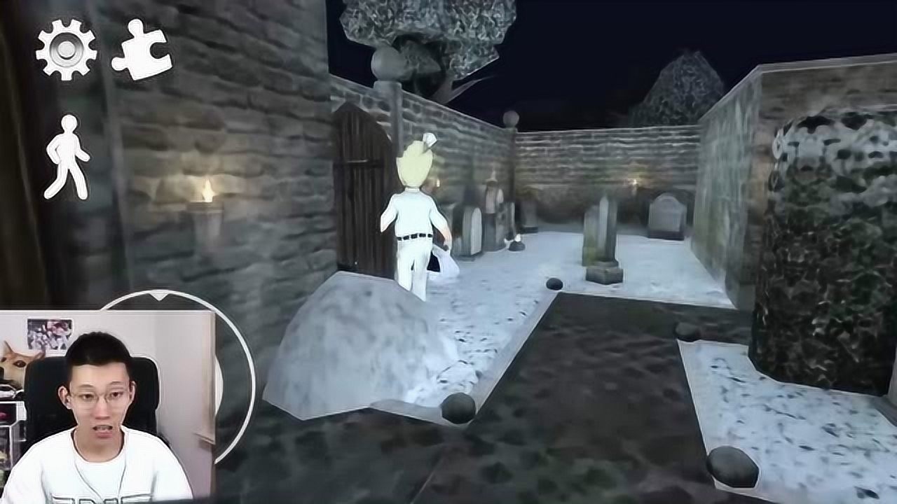 鲤鱼ace恐怖冰淇淋:冰激淋与猫被门卡住了