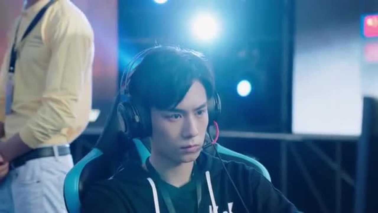 亲爱的热爱的这是什么比赛不知道但是韩商言和吴白好帅啊