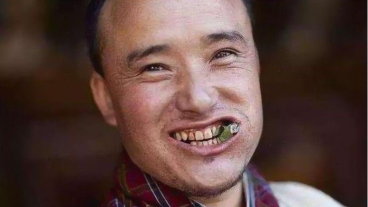 长期吃槟榔的人会有怎样的变化医生腮帮子是小事该担心这个