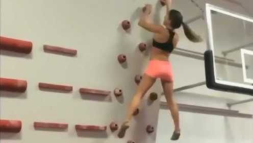攀岩美女的强悍实力！这核心力量不是一般的强，抓住就能上去！