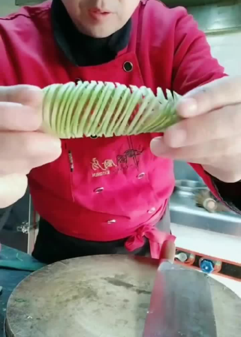 萝卜蓑衣花刀切法