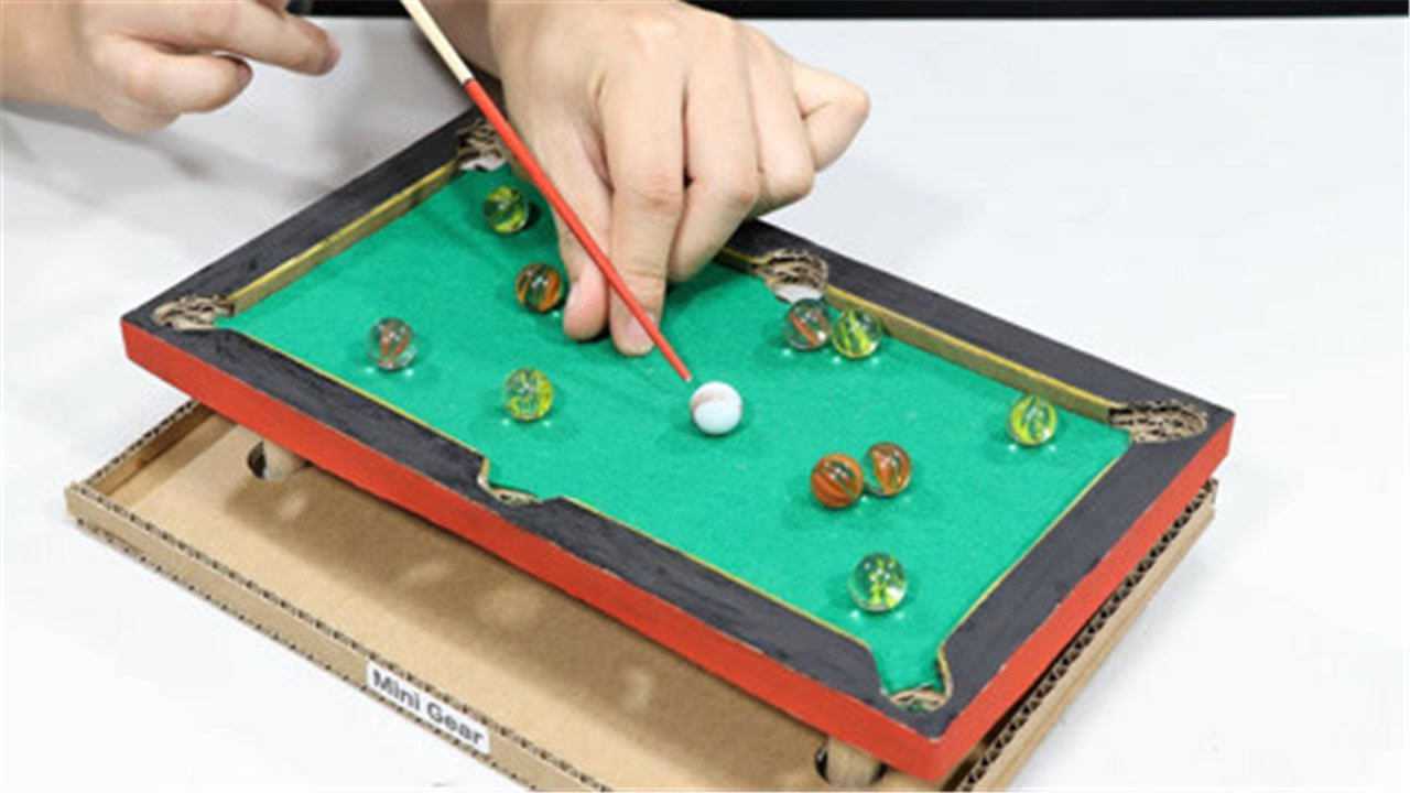 趣味实验,用硬纸板制作弹珠斯诺克台球桌,在家就过台球瘾