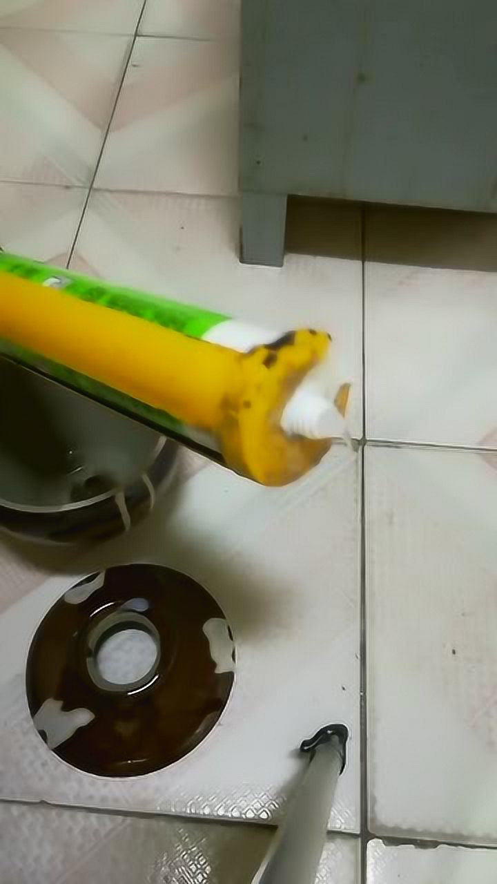 废旧大酒坛子切割成花盆的全过程,废物利用只服我