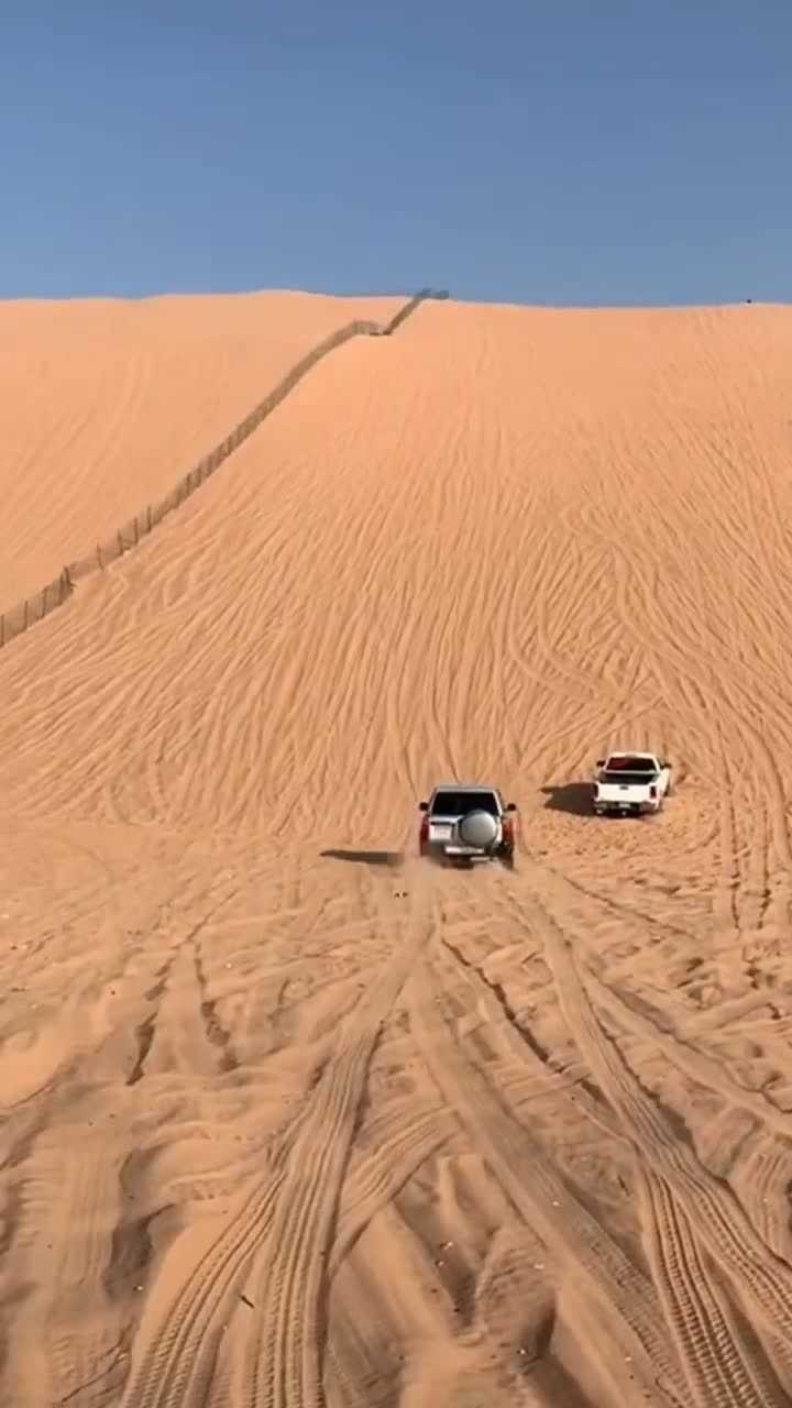 沙漠越野 手机壁纸图片