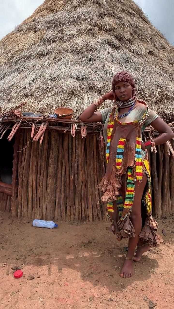 原始部落的美女