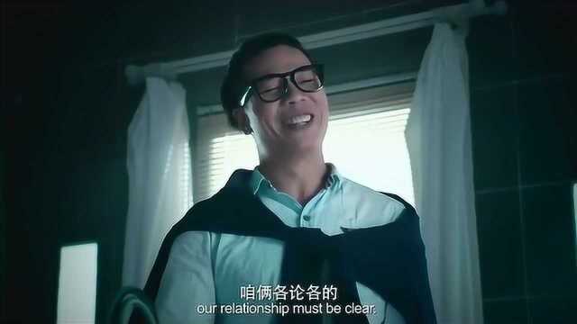 咱两各论各的我管你叫哥,你管我叫爸!我那你当兄弟,你却拿我当儿子