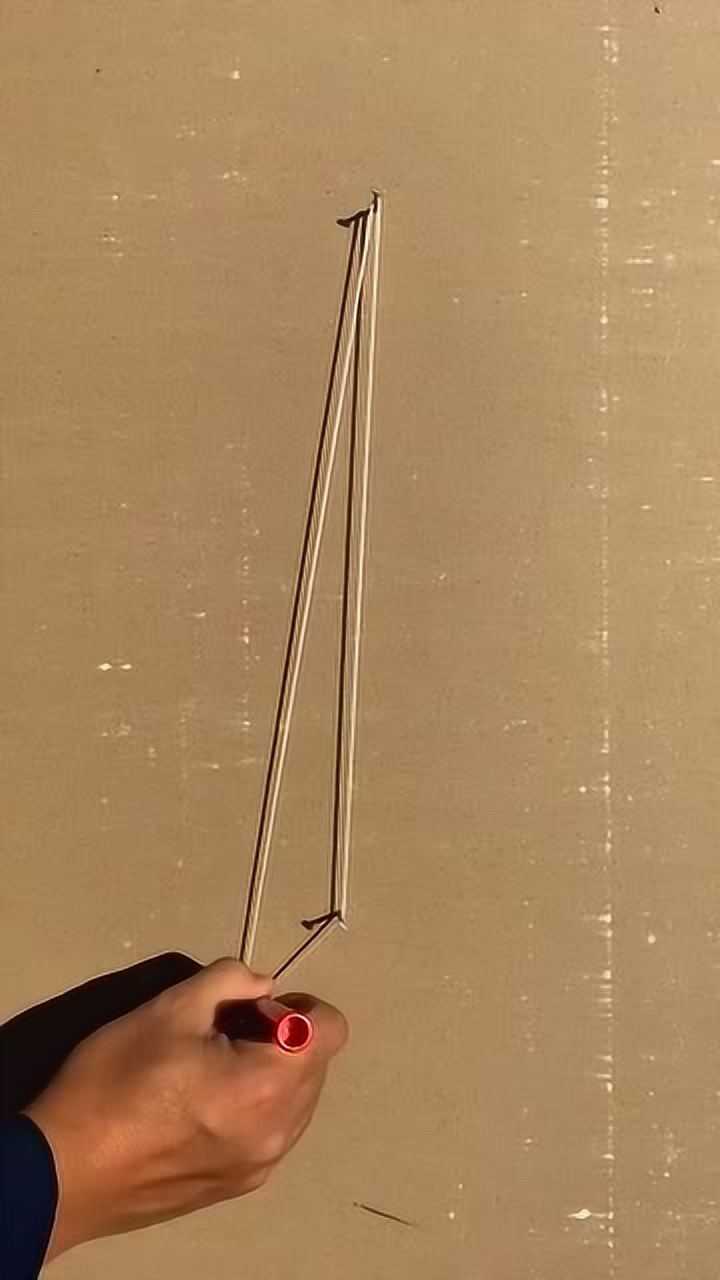 看看木工两钉一线随手画椭圆儿真是太佩服了