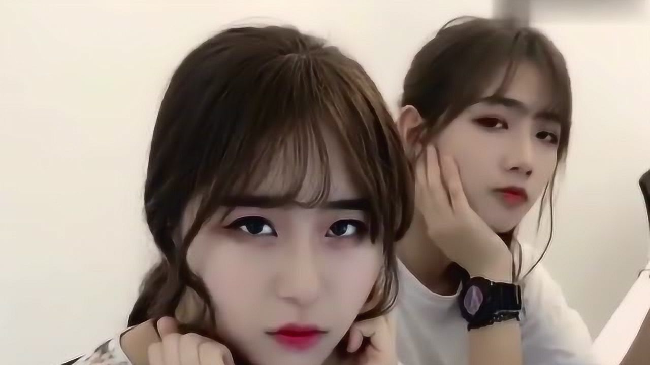 钟婷你瞎说什么大实话你看闺蜜的表情真的是生无可恋啊