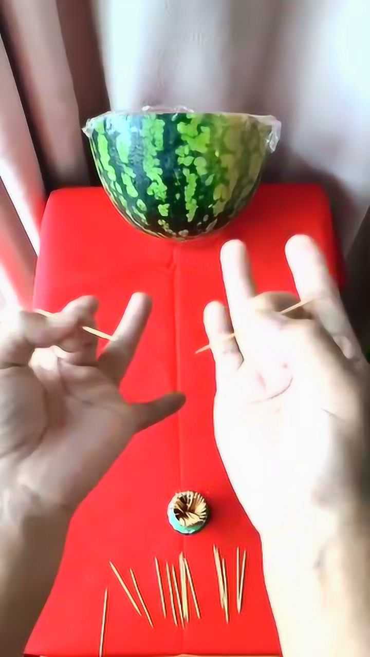 弹指神功,这样练下去,以后买牙签会不会实名制登记