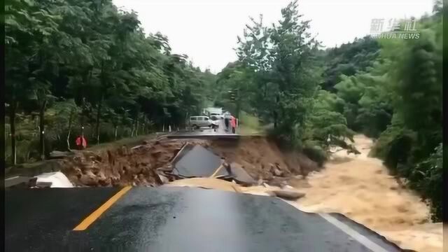 江西芦溪遭受强降雨 紧急转移群众14786人