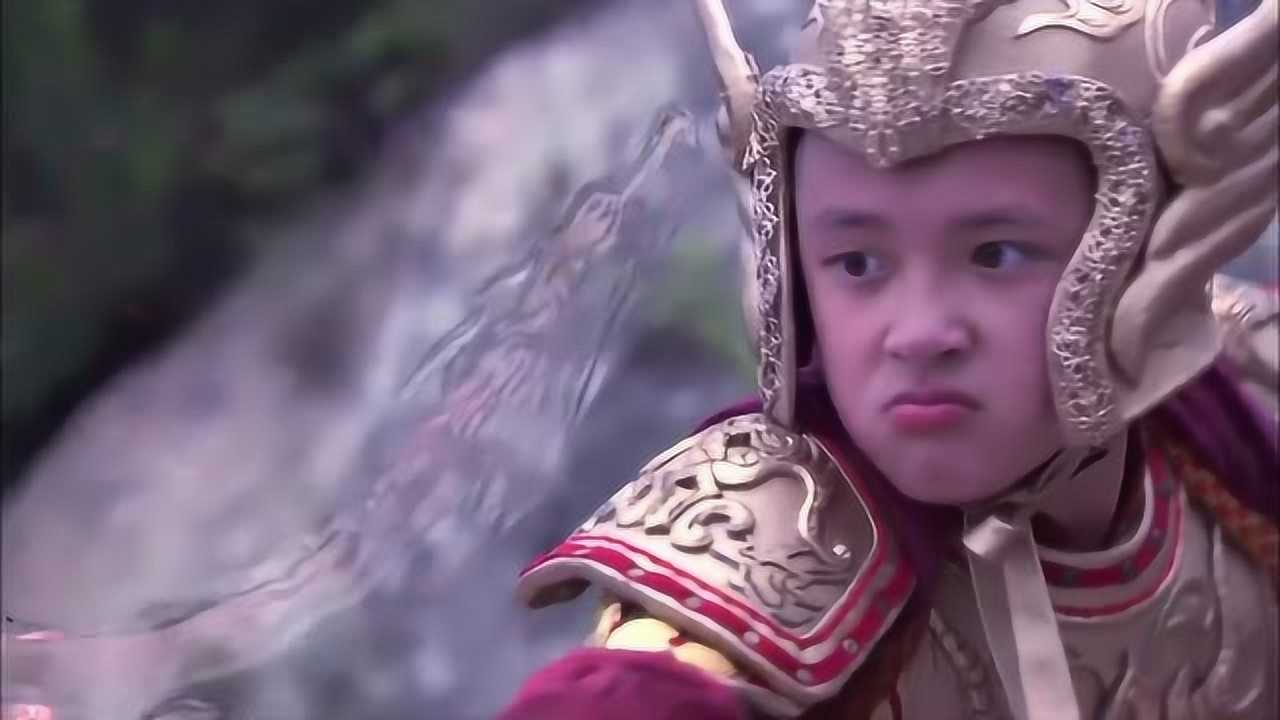 轩辕剑不愧是上古神剑一刀下去军队立刻溃散简直无敌了