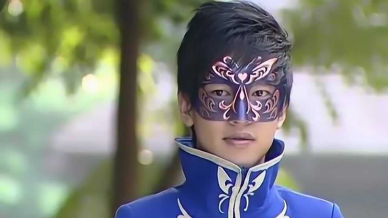巴啦啦小魔仙游乐带小蓝去游乐场游乐有什么目的