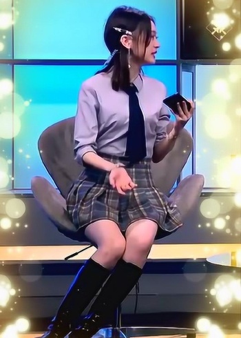 绅士视角欣赏kpl美女解说灵儿 续