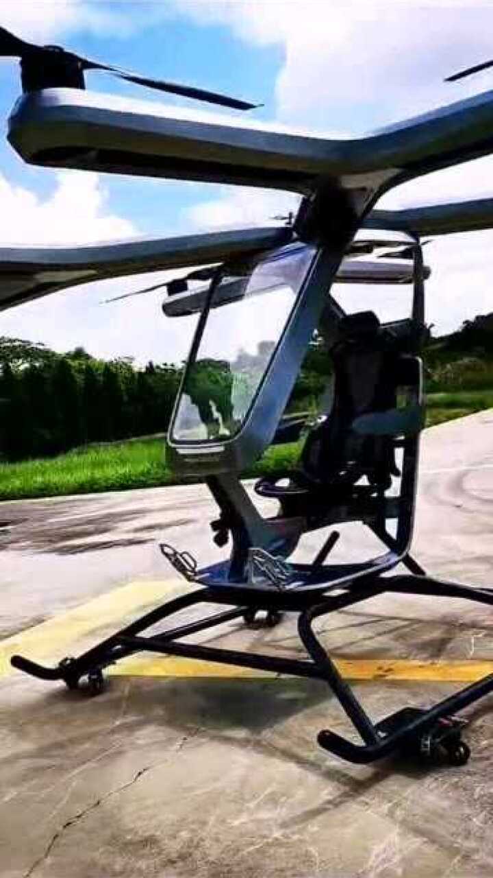 小伙自制直升飞机造型很是霸气飞起来的瞬间让我大吃一惊