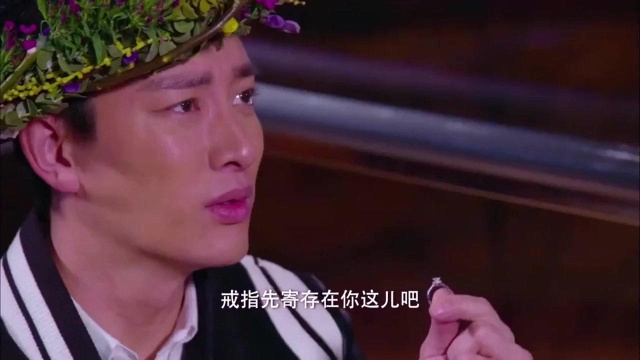 产科男医生:钱小小说婚姻不是儿戏是一辈子的责任,左右求婚被拒绝