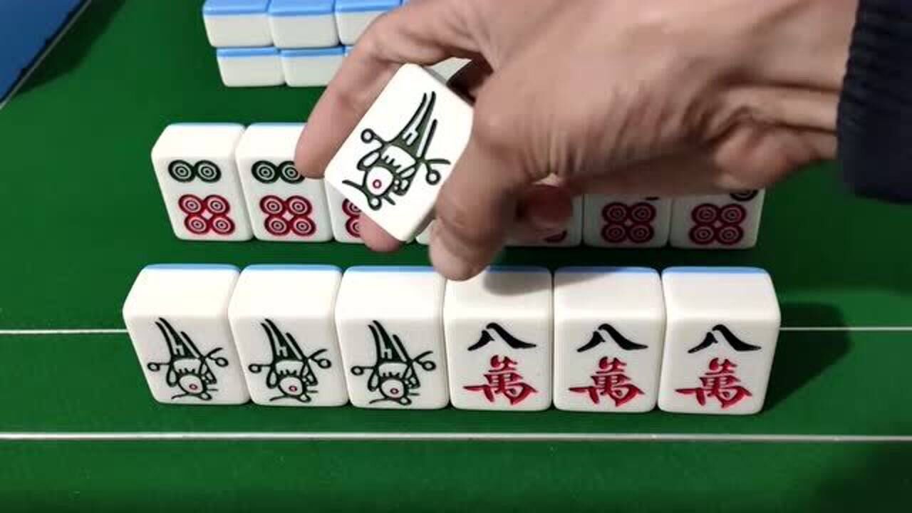 麻将四连杠,小哥实现十八罗汉杠上开花,这波操作真是太牛了!