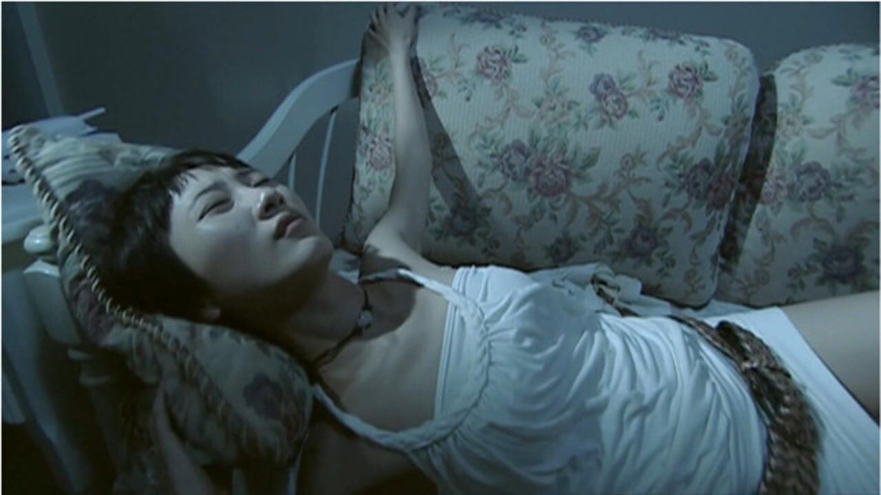 美女喝酒喝多了，晚上走到了男子的房间，这下美女遭殃了_腾讯视频