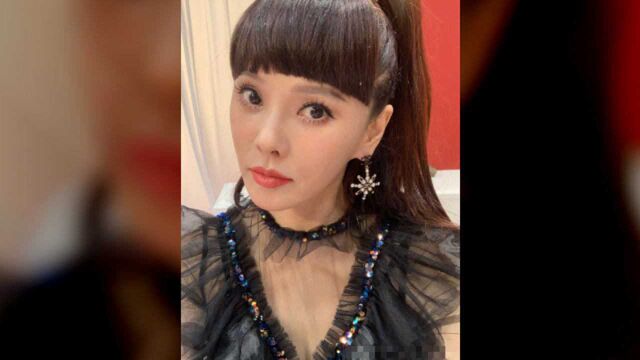 “伊能静写小作文夸李斯丹妮组”登热搜!网友:真能蹭热度