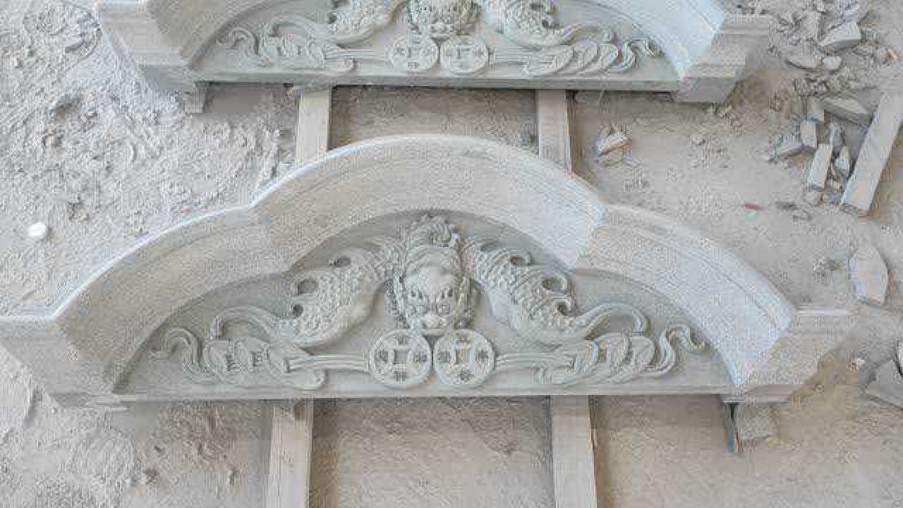 青石石材浮雕蝙蝠加工视频