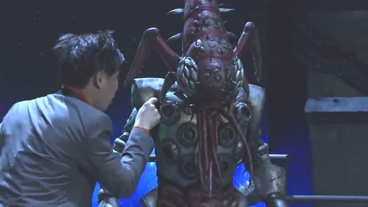 巨神战击队2黑星王成功用火奴王的身体复活本体来了还要复制体干嘛