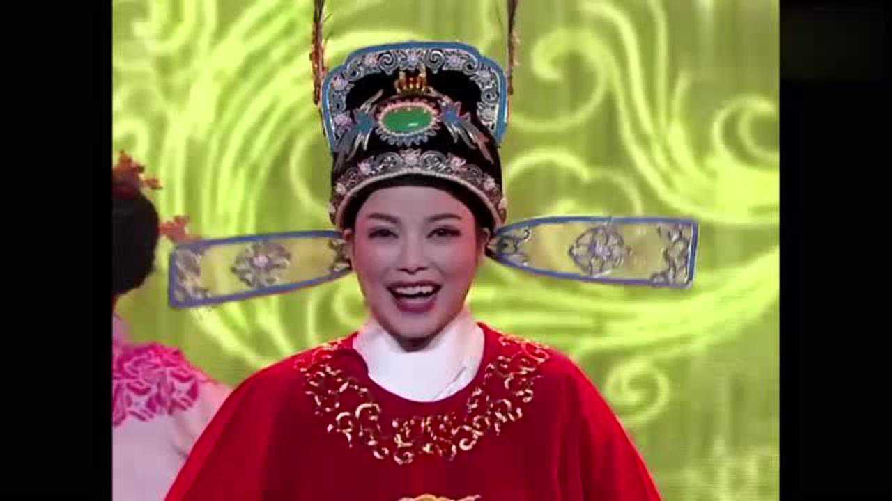 没想到吧唱爱情买卖的慕容晓晓还是黄梅戏演员呢