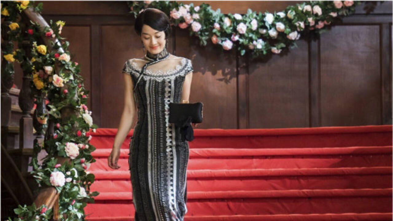 旗袍美探马伊琍旗袍秀全上海最靓的仔丽丽子一人成团