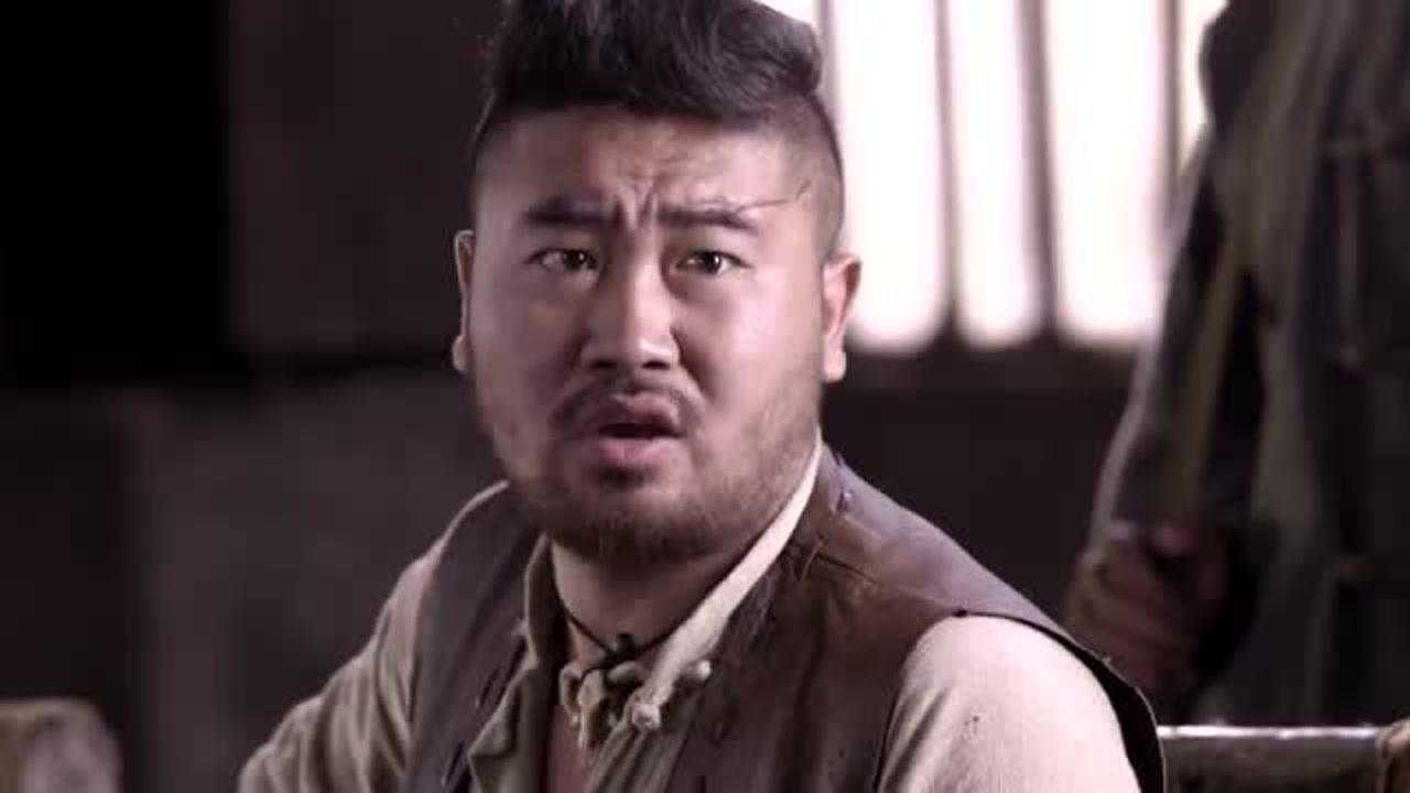 影视土匪头子为帮助游击队消灭鬼子派人下山送枪支仗义