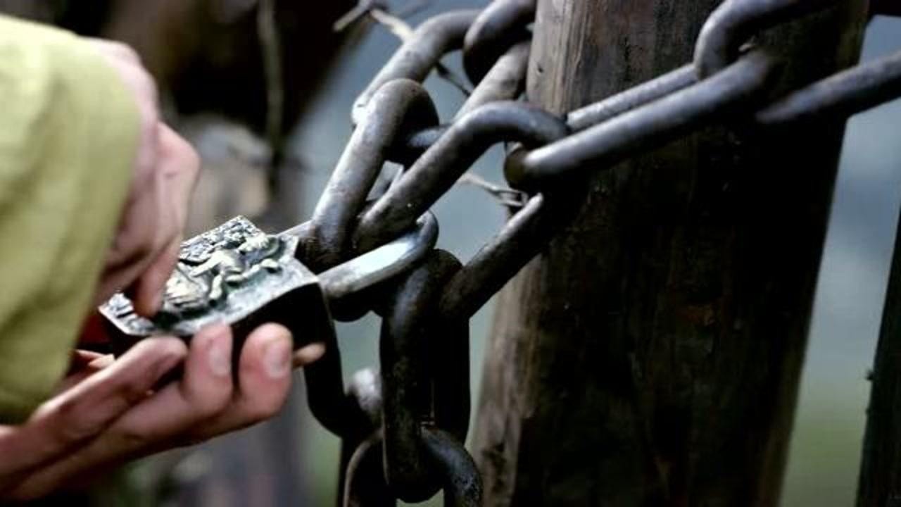 硬骨头之绝地归途小鬼子的弹药库可够丰富的魏坤宁都乐开花了