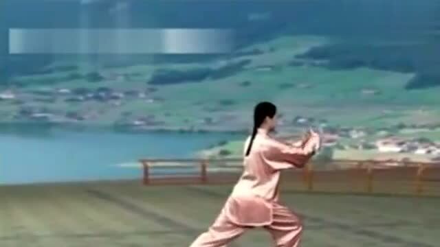 吴阿敏老师现场演练三十二式太极拳慢动作教学!