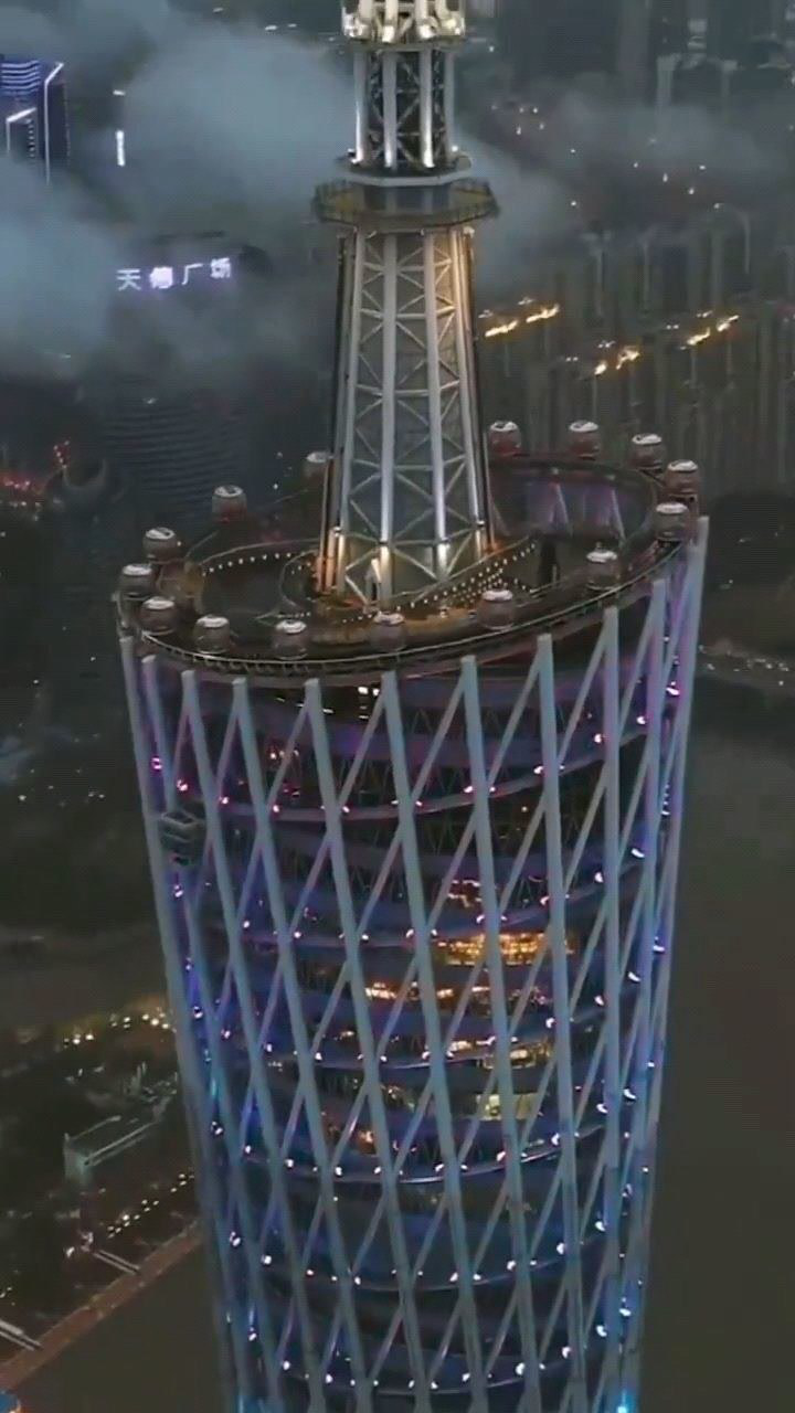 广州塔小蛮腰 总高度600米 中国第一高塔