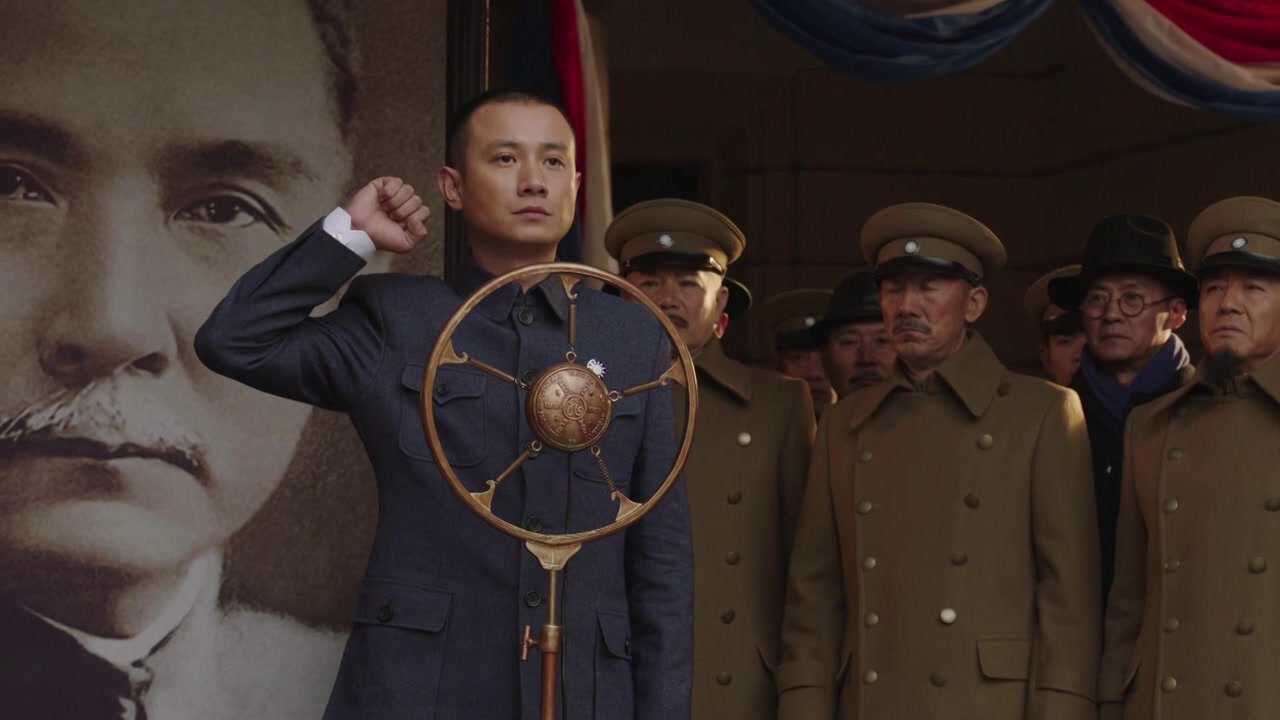 少帅:东北成功易帜统一,张学良身着中山装宣誓,服从三民主义!