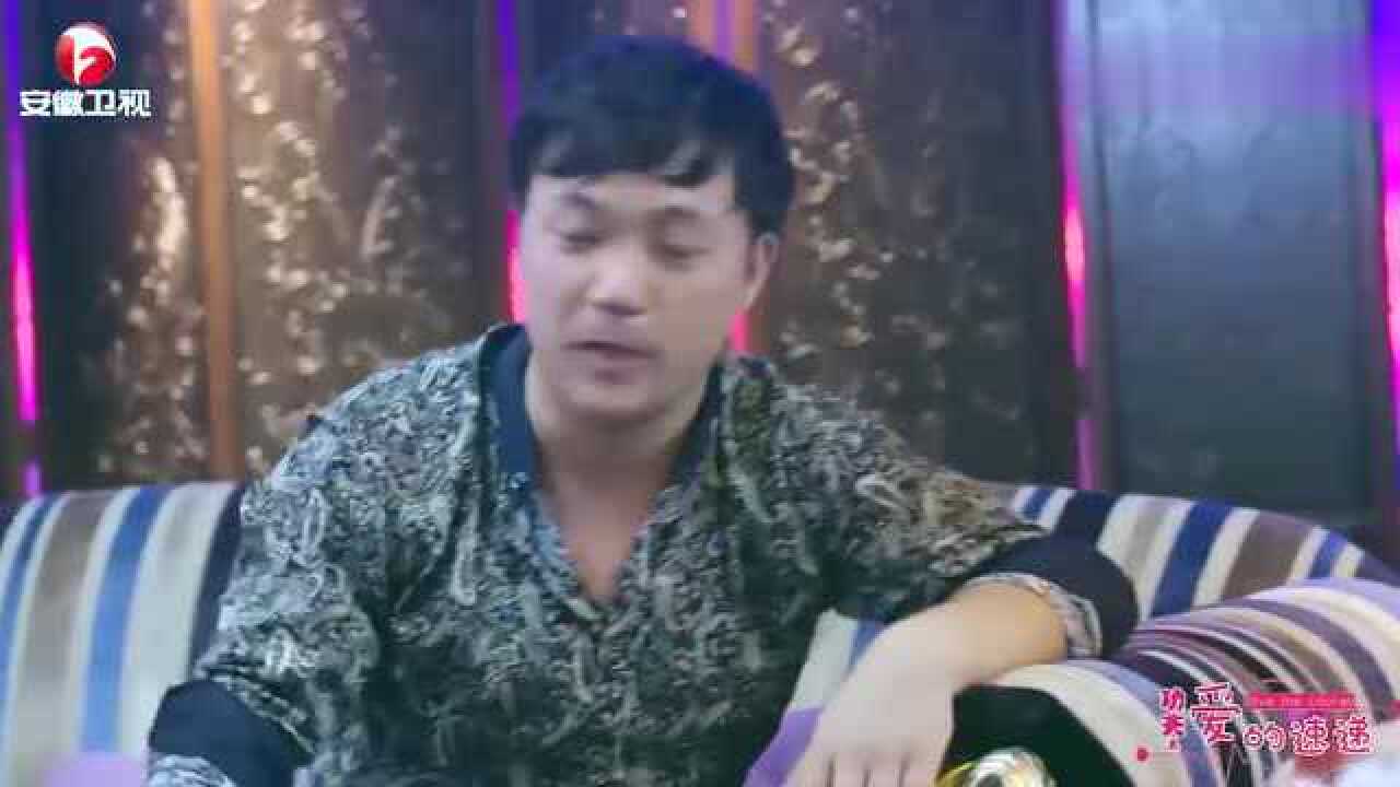 美女喝醉酒，被流氓占便宜，输了就要脱衣服_腾讯视频