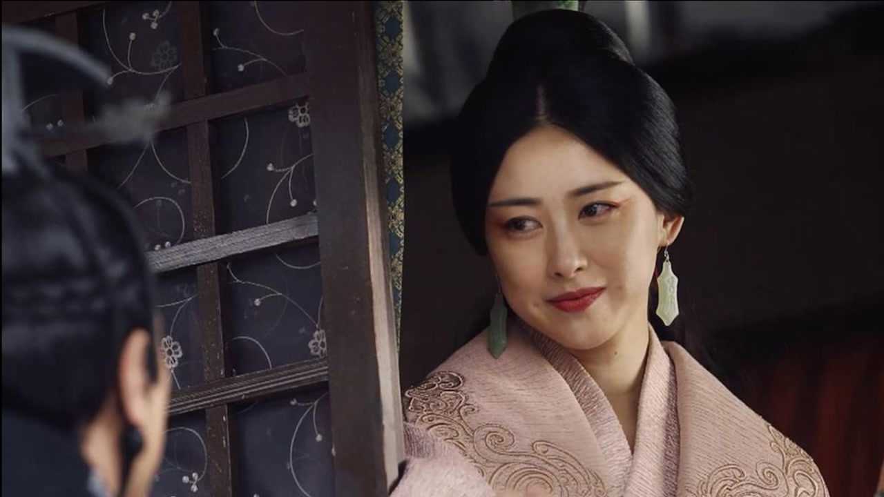 大秦赋赵姬究竟有多美让他爱而不得痛苦一生