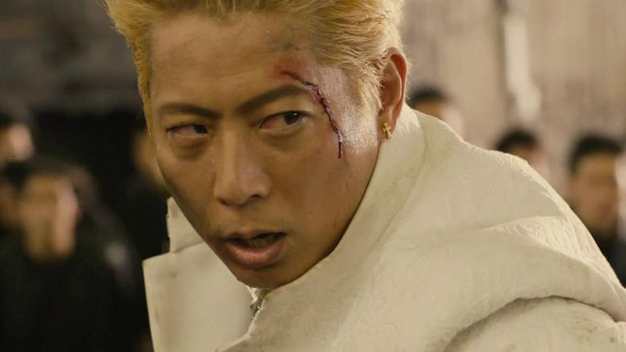 热血街区:不愧是眼镜蛇,一人孤闯敌营,只为给rocky撑腰!_腾讯视频