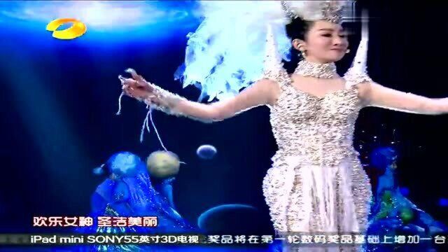 萨顶顶别样演唱《如影随形》,独特颤音简直如天籁,享受