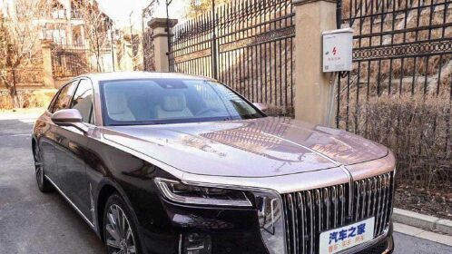 "京a"牌红旗h9,全车香槟金双拼,车牌号还是四连号4个9!