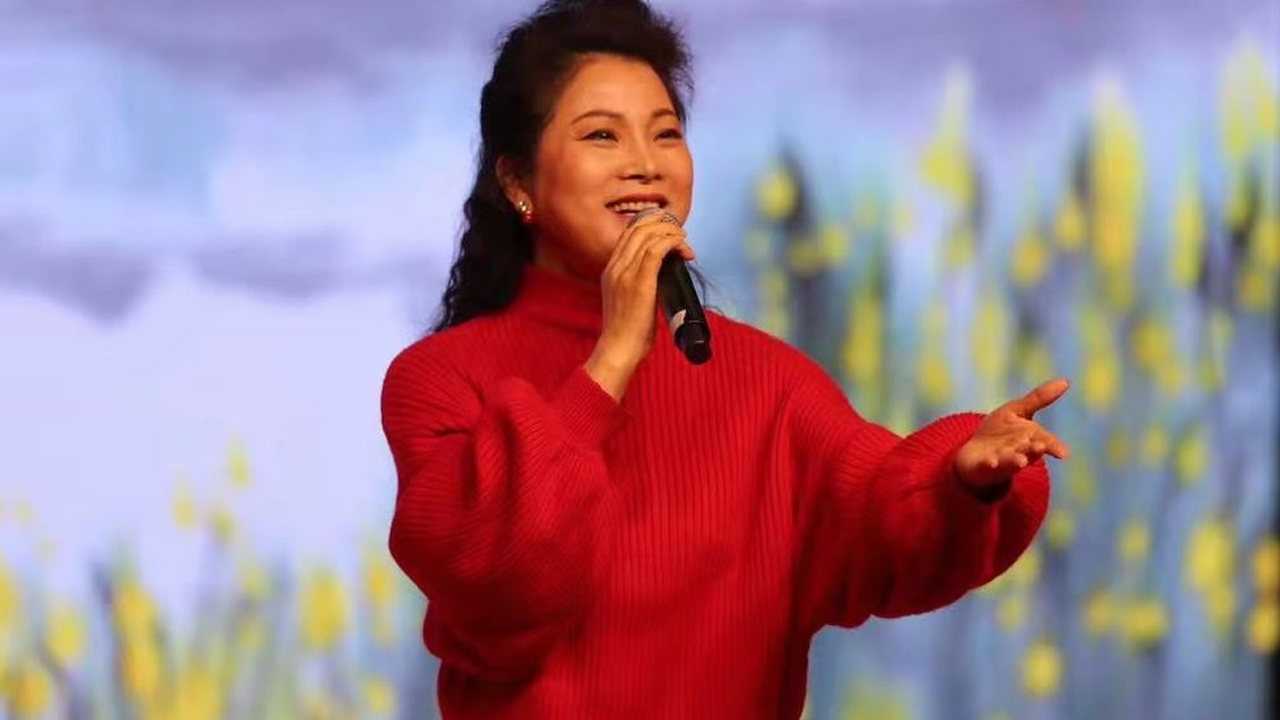 沪剧甲午海战祭海演晿徐蓉