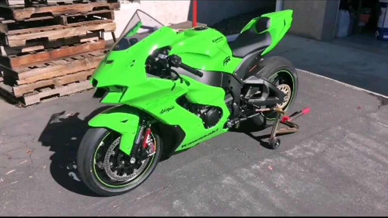 改款后的川崎大牛zx10r还是很香的