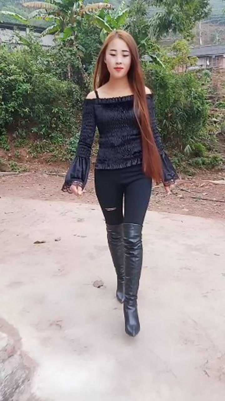 村里的村花太好看了,想跟她处对象,她会答应吗?